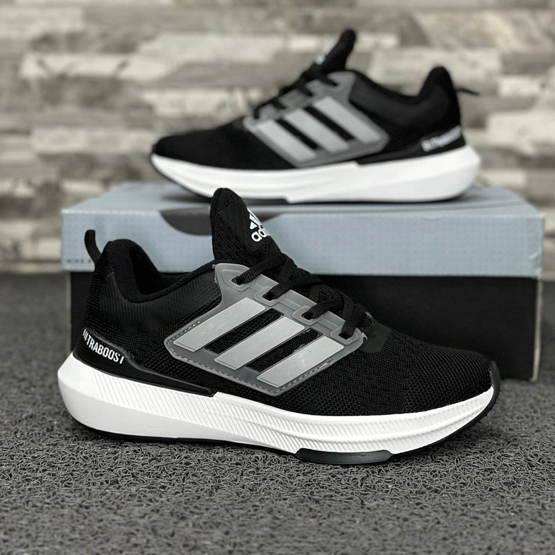 Ultraboost Unisex Negro y Blanco